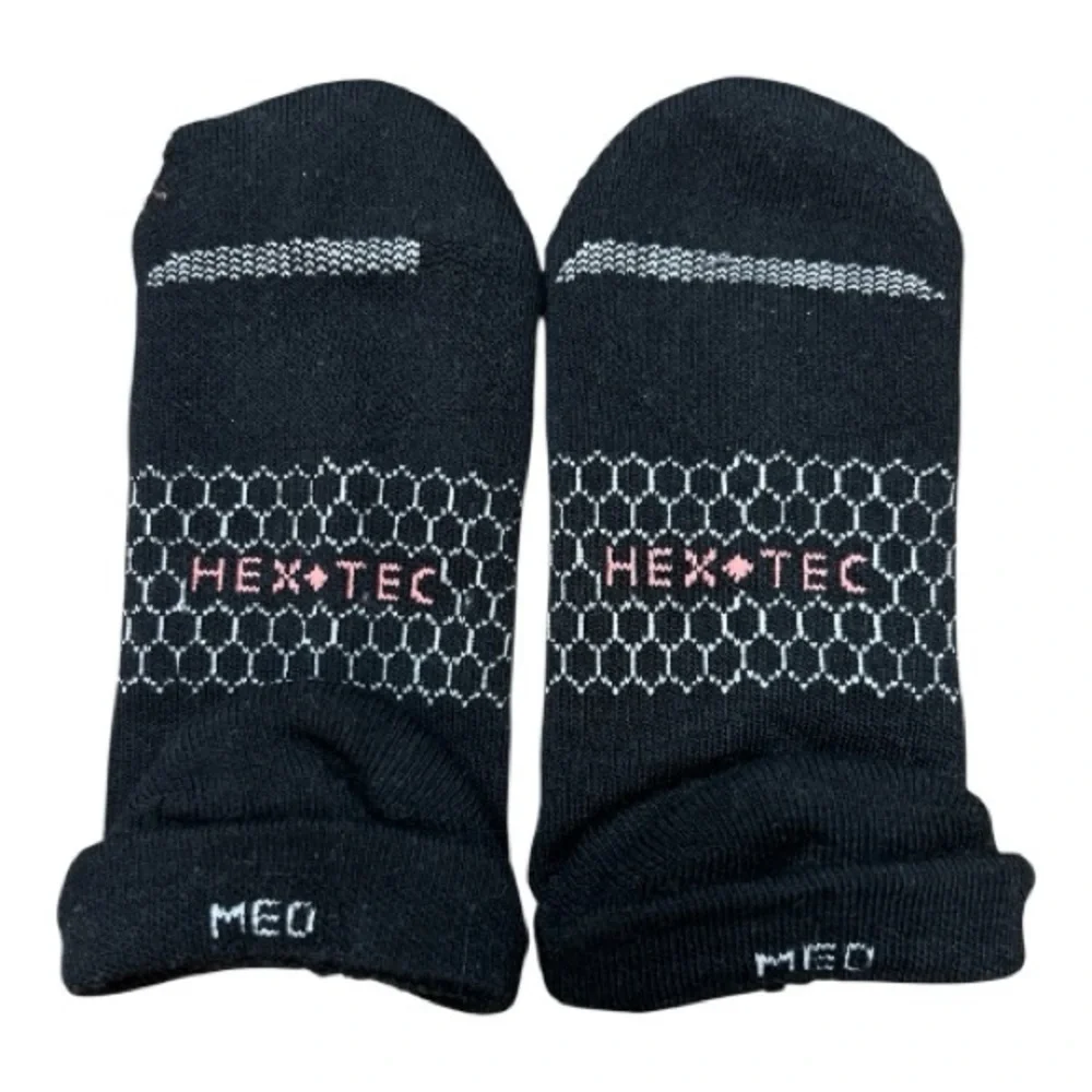 Bombas Women’s All Performance Black and White Athletic Socks. NWOT